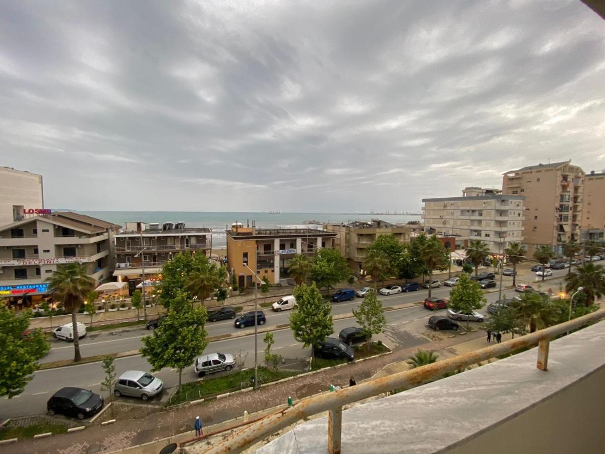 Seashell Apartment Durrës Eksteriør billede