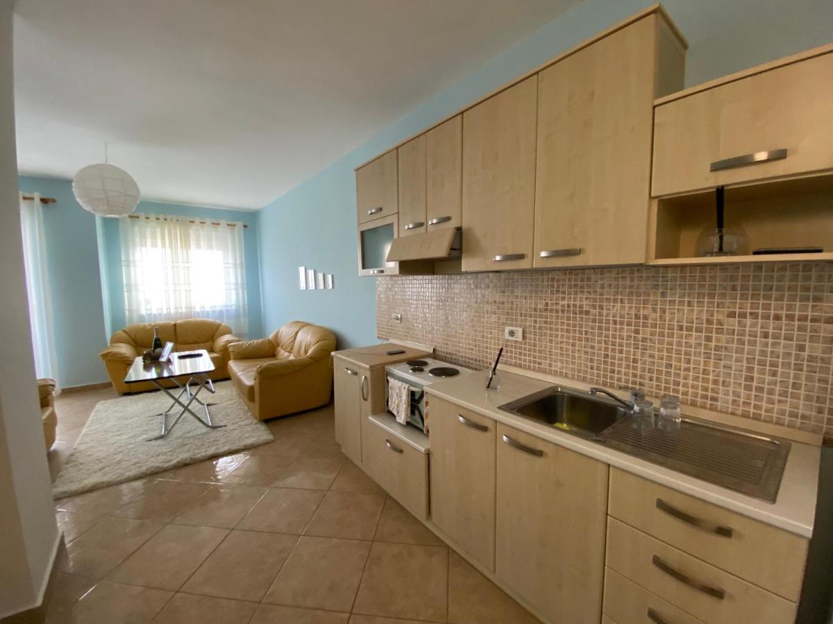 Seashell Apartment Durrës Eksteriør billede